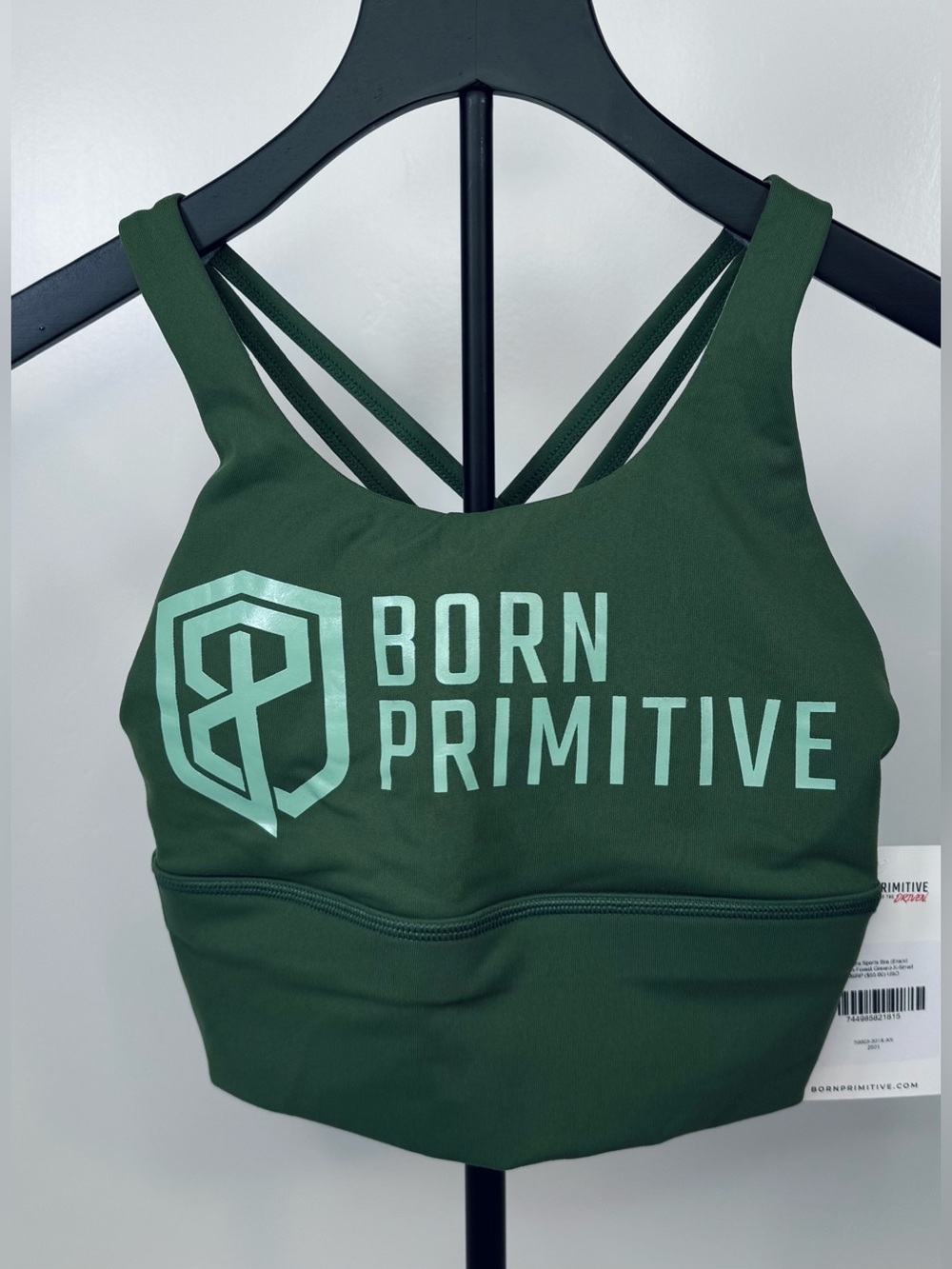BNWT Born Primitive woman’s Crossfire Sports Bra color (brand forest green